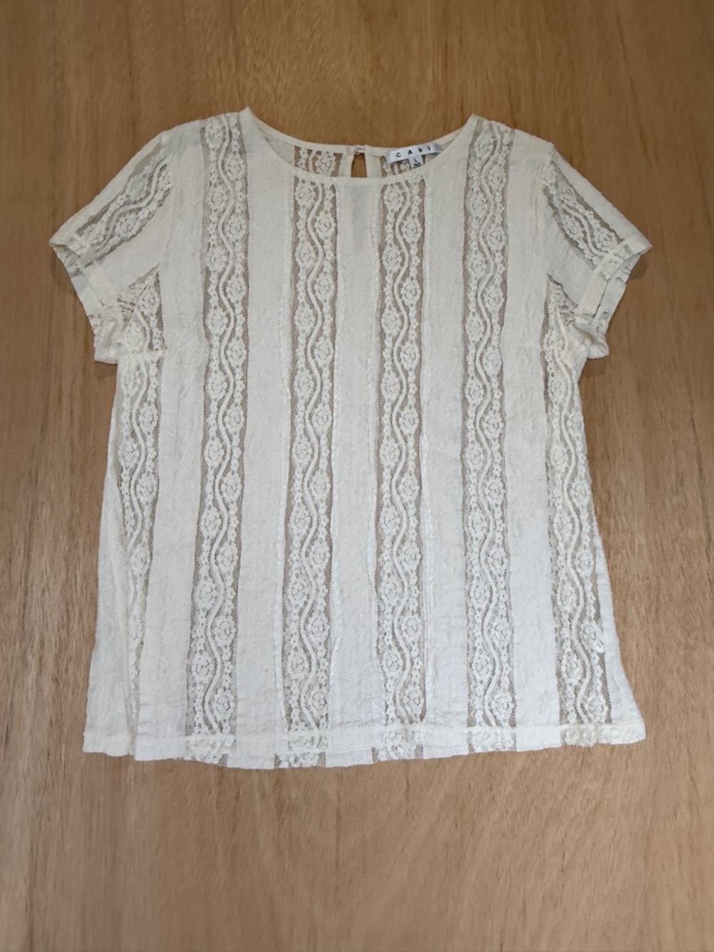 CAbi #260 Stretch Ecru Lace Short Sleeve Top Women’s L Coquette Semi-Sheer Boho - Picture 3 of 11